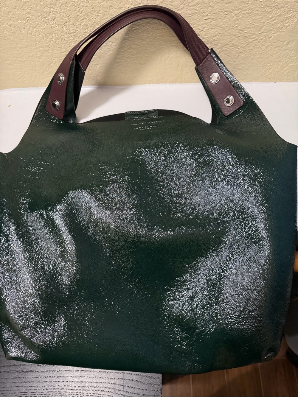 Tory Burch Dark Green Tote with Burgundy Handles - Picture 2 of 8
